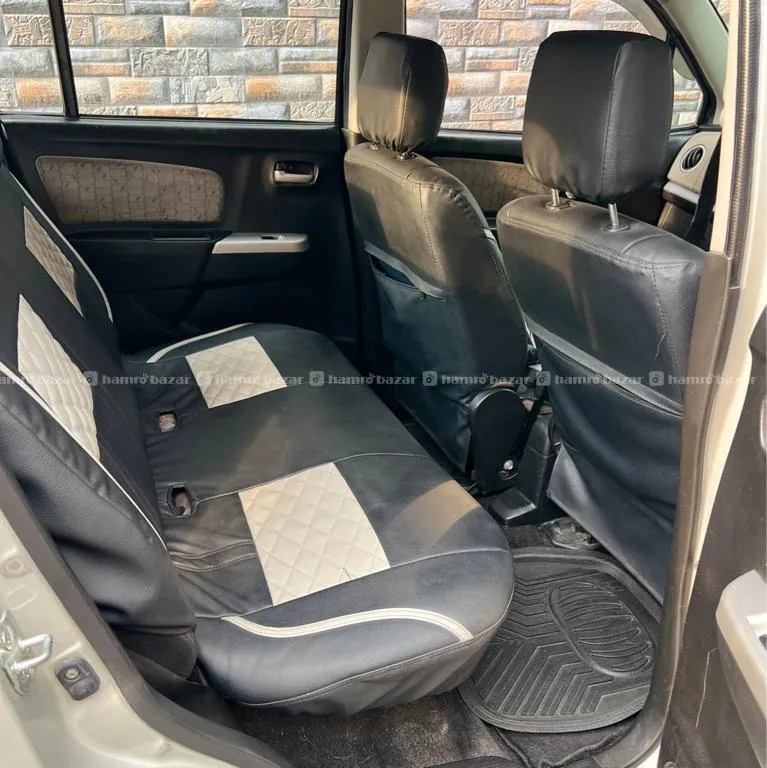SINGLE HANDED MARUTI SUZUKI WEGON R VXI SALE 2