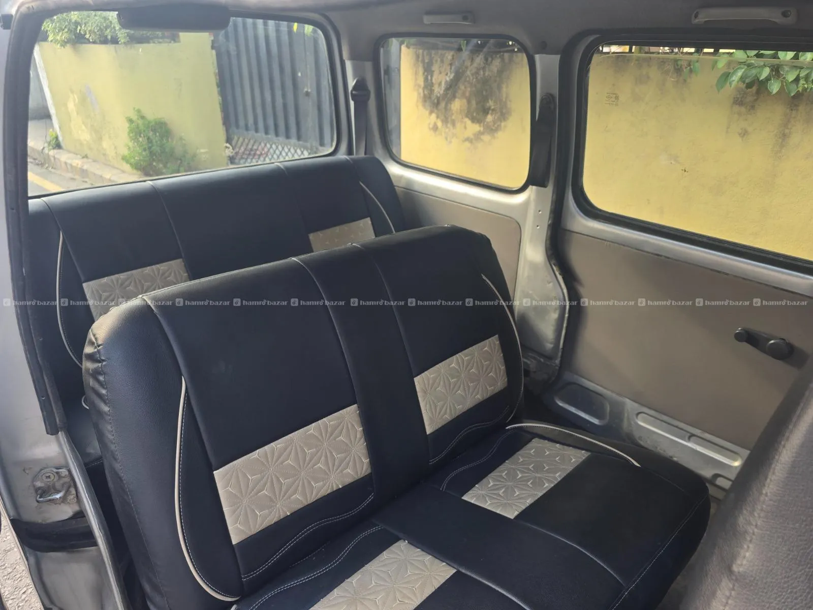 Eeco 7 Seater Van 2011 4