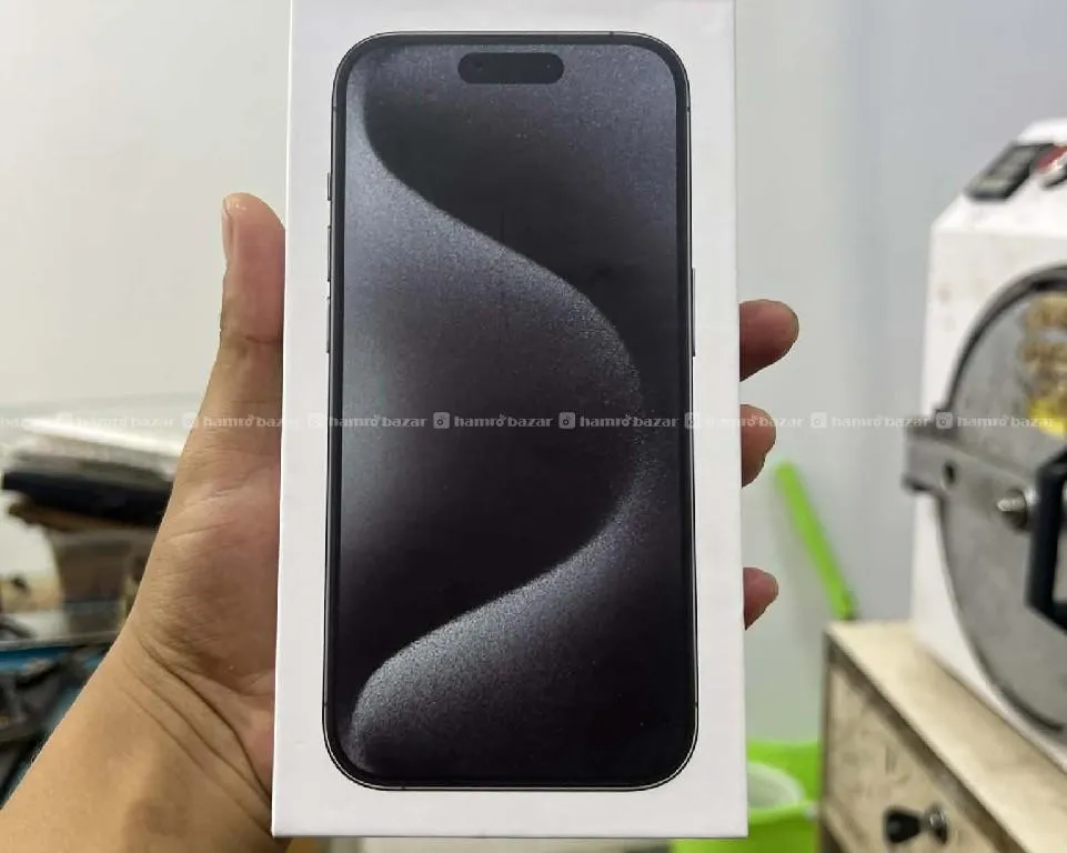 iPhone 15 pro 4