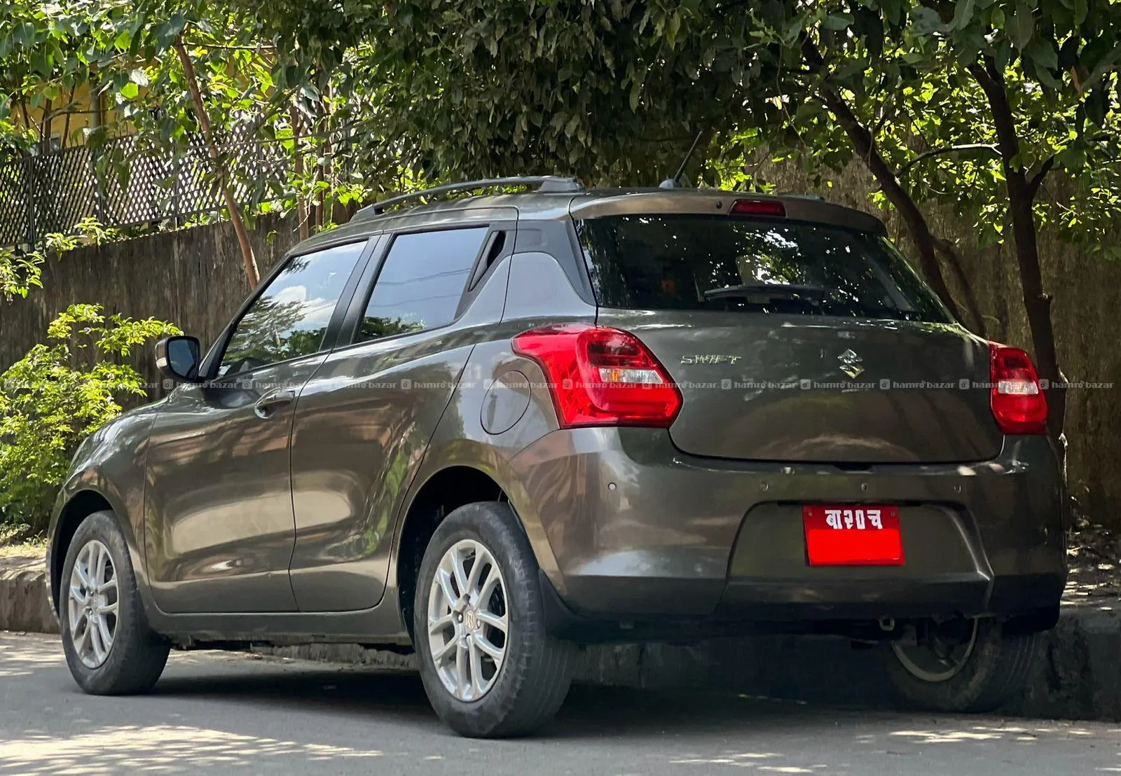 Maruti Suzuki Swift ZXi 2018 "Single Hand" 4