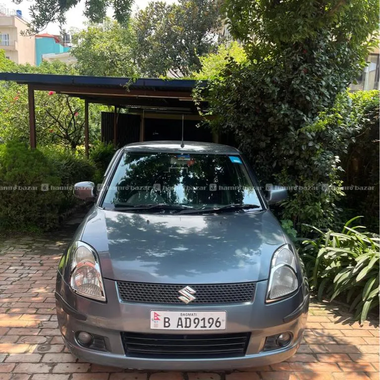 SINGLE HANDED USED FULLY LOADED SWIFT VXI ON SALE 3