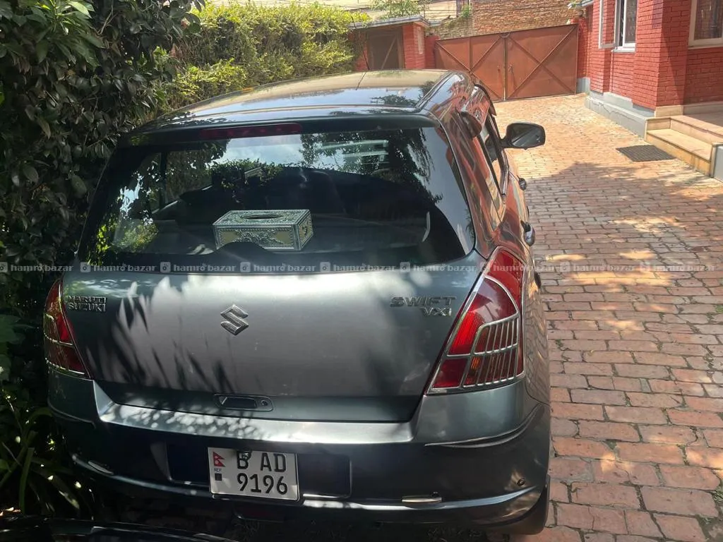 SINGLE HANDED USED FULLY LOADED SWIFT VXI ON SALE 4