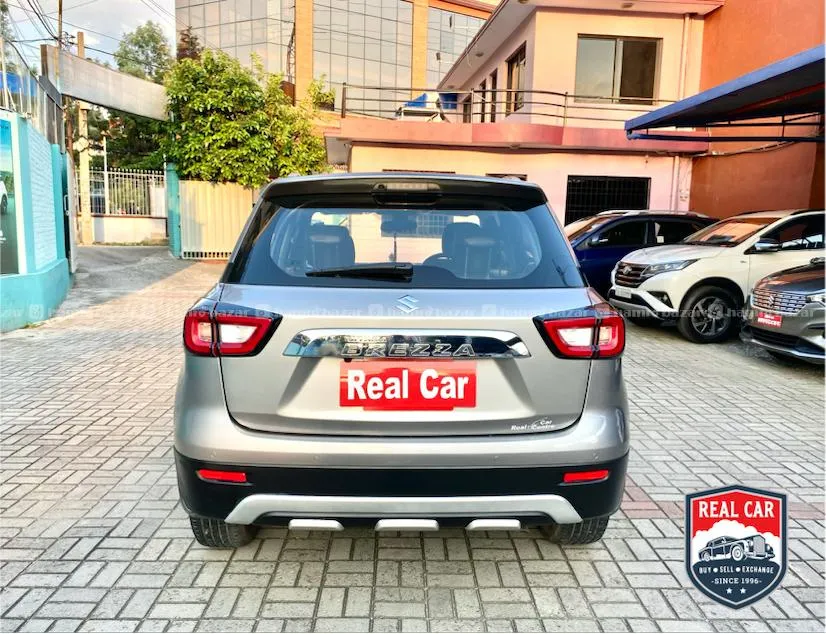 Suzuki Vitara Brezza ZXI+ 2021 Excellent Condition 3