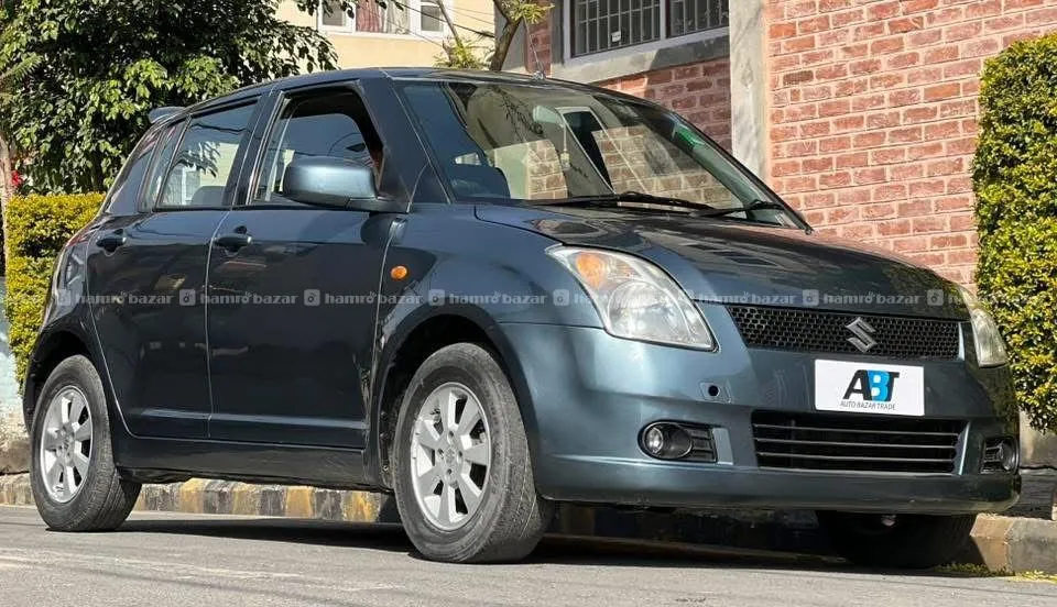 Maruti Suzuki Swift ZXi 1.3 2007 3