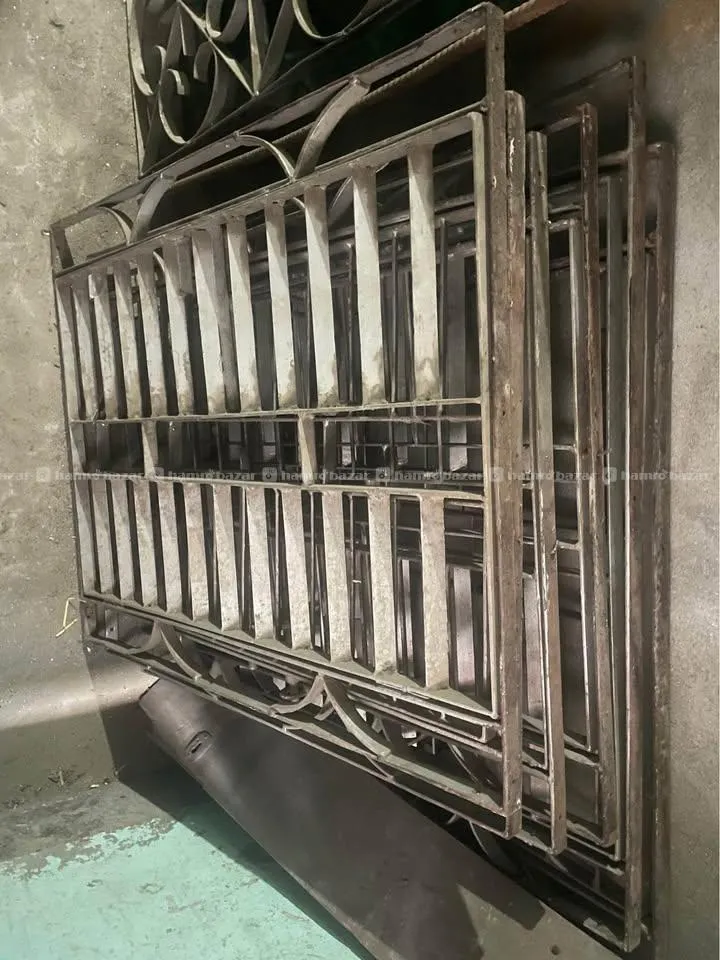 फलामको झ्यालको ग्रिल बिक्रीमा Iron Grills for Sale 2