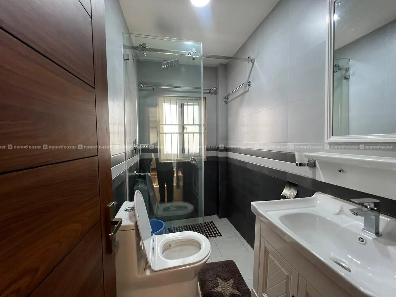 House For Sale In Maharajganj 3