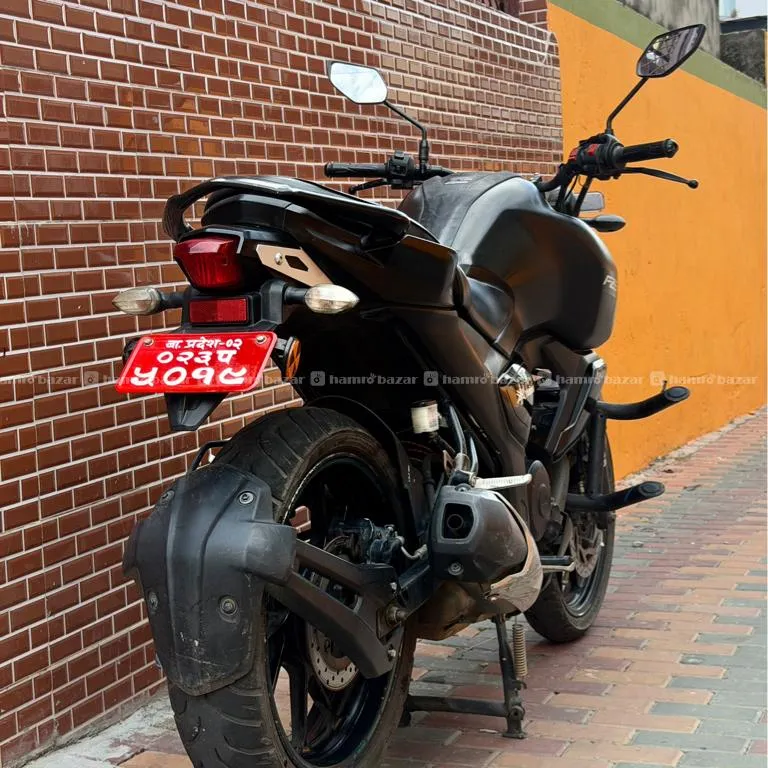 Single Hand Yamha Fz V3 On Urgent Sale 2