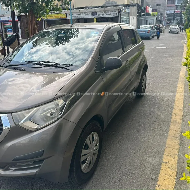 Datsun redi-GO 4