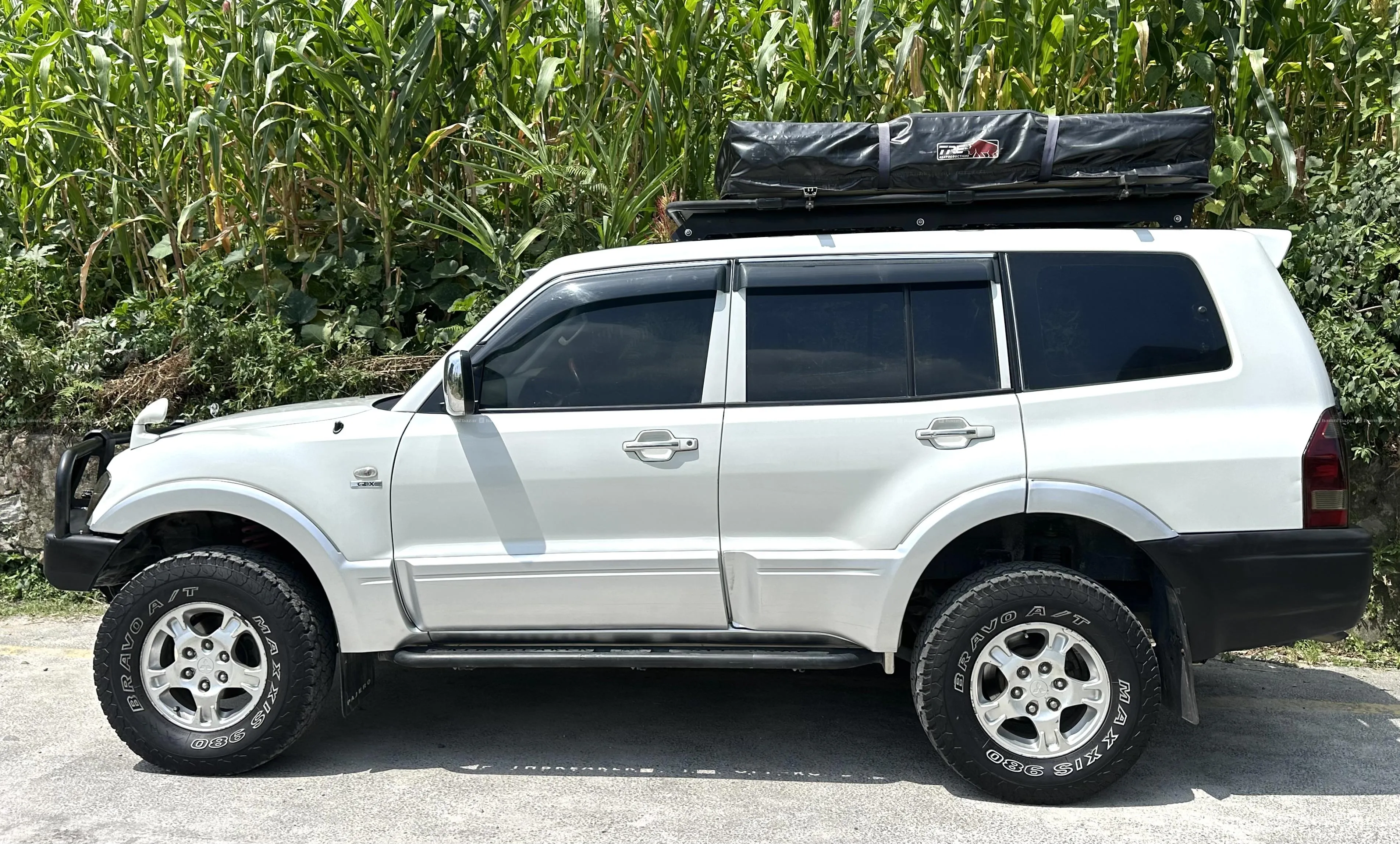 Mitsubishi Pajero 2004 model for sale 7