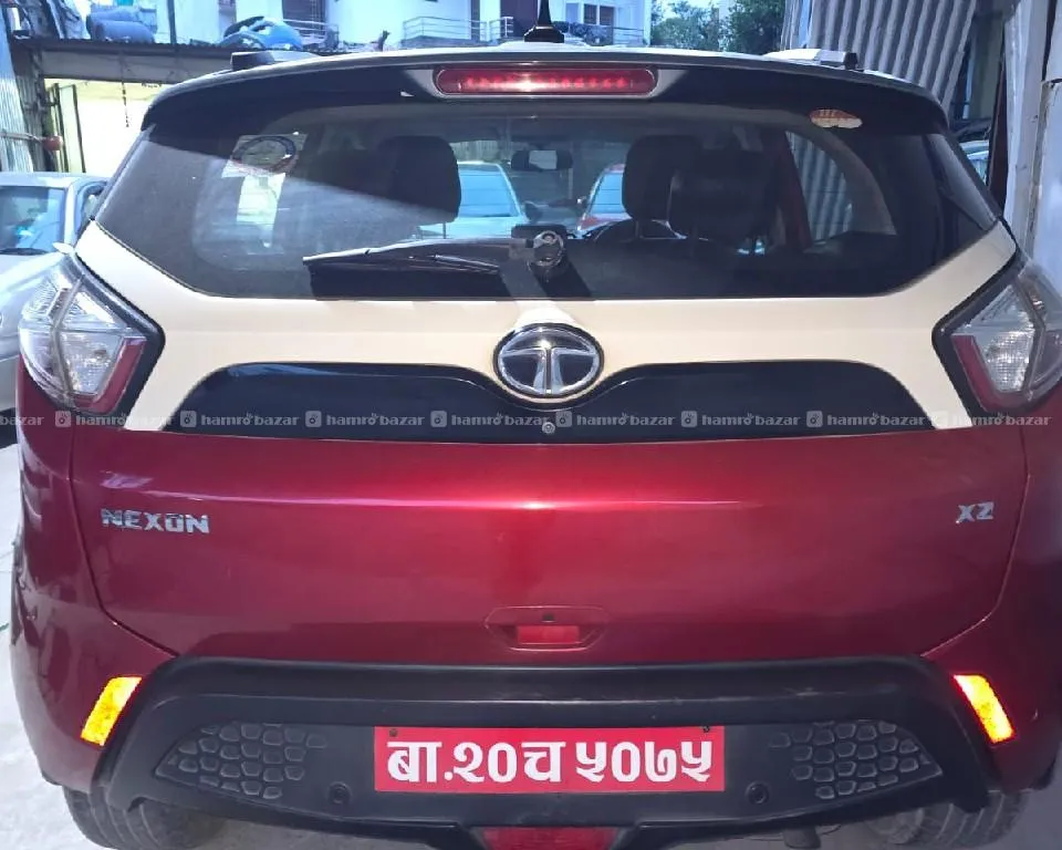 TATA NEXON xz+ 2018 sell and exchange single hand 3