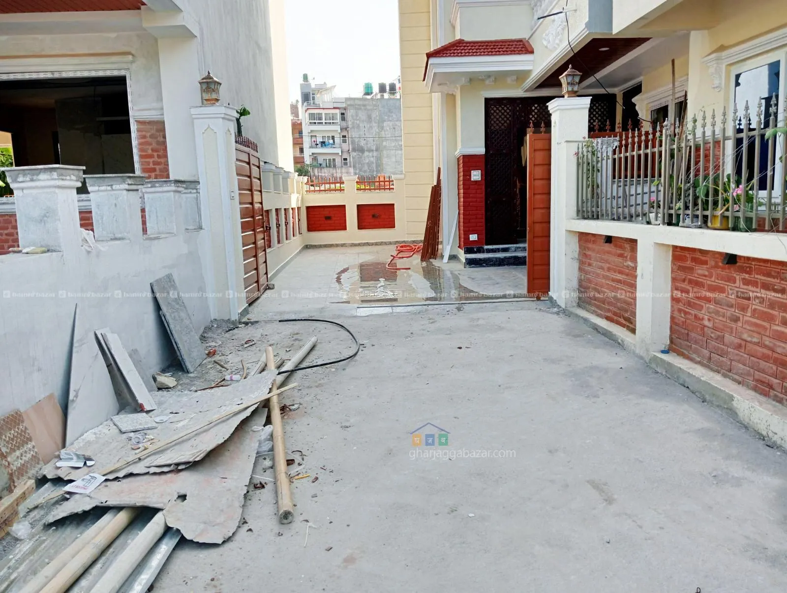 House on Sale at Kapan Lasuntar, GJBHOS 3975 2
