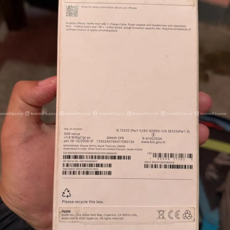 iPhone 16 Pro 4