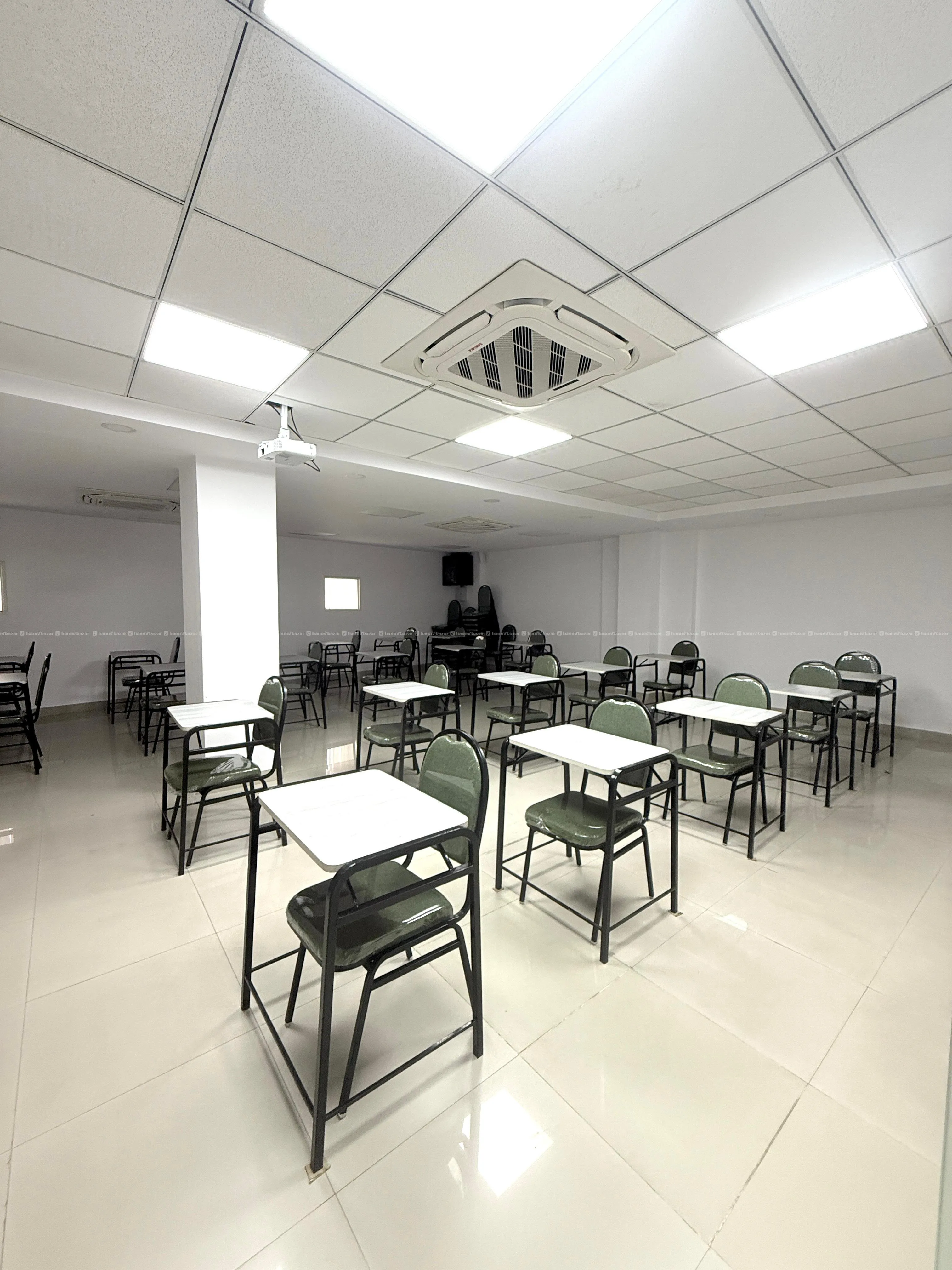 1600 Sq.Ft Office Space For Rent At Hattisar 3