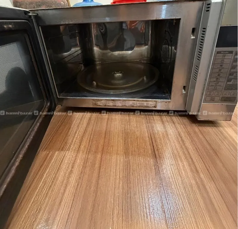 LG Healthy Steam Chef Microwave 2