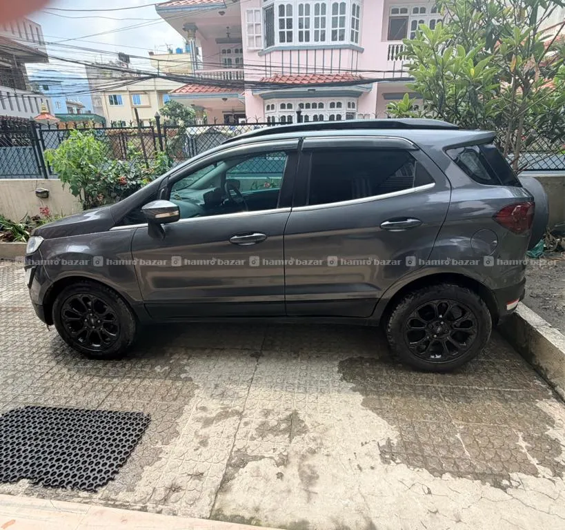 Ford Ecosport Trend Plus Auto Ac Full Option Petro 4