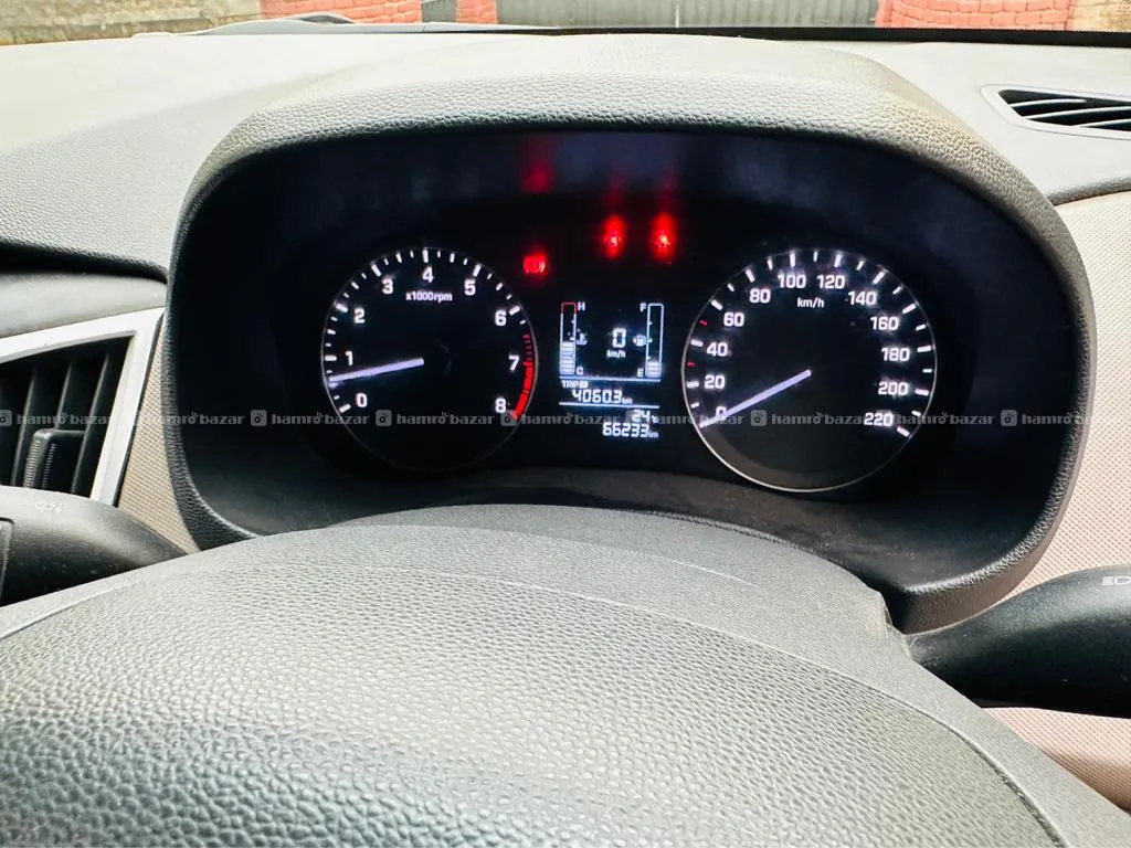 🚗 Hyundai Creta 1.6 (Base) 2015 – For Sale 2