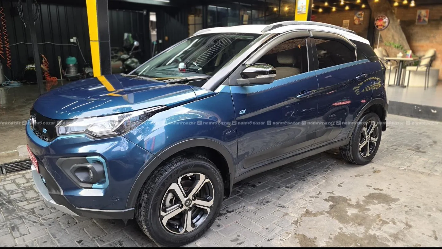 Single hand 2022 model Nexon Ev XZ+ LUX for sale. 3
