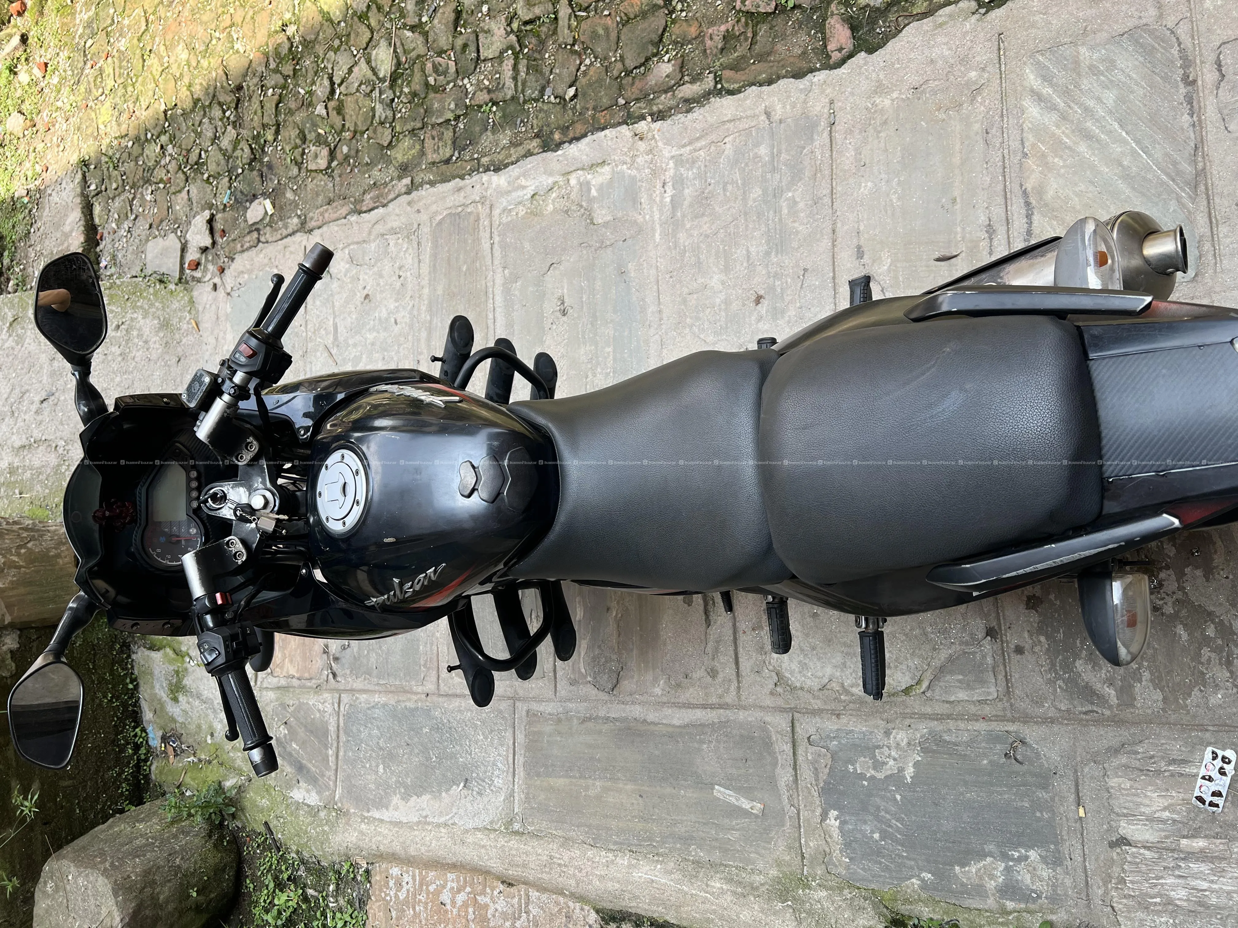 Pulsar 220f 2018 model 7