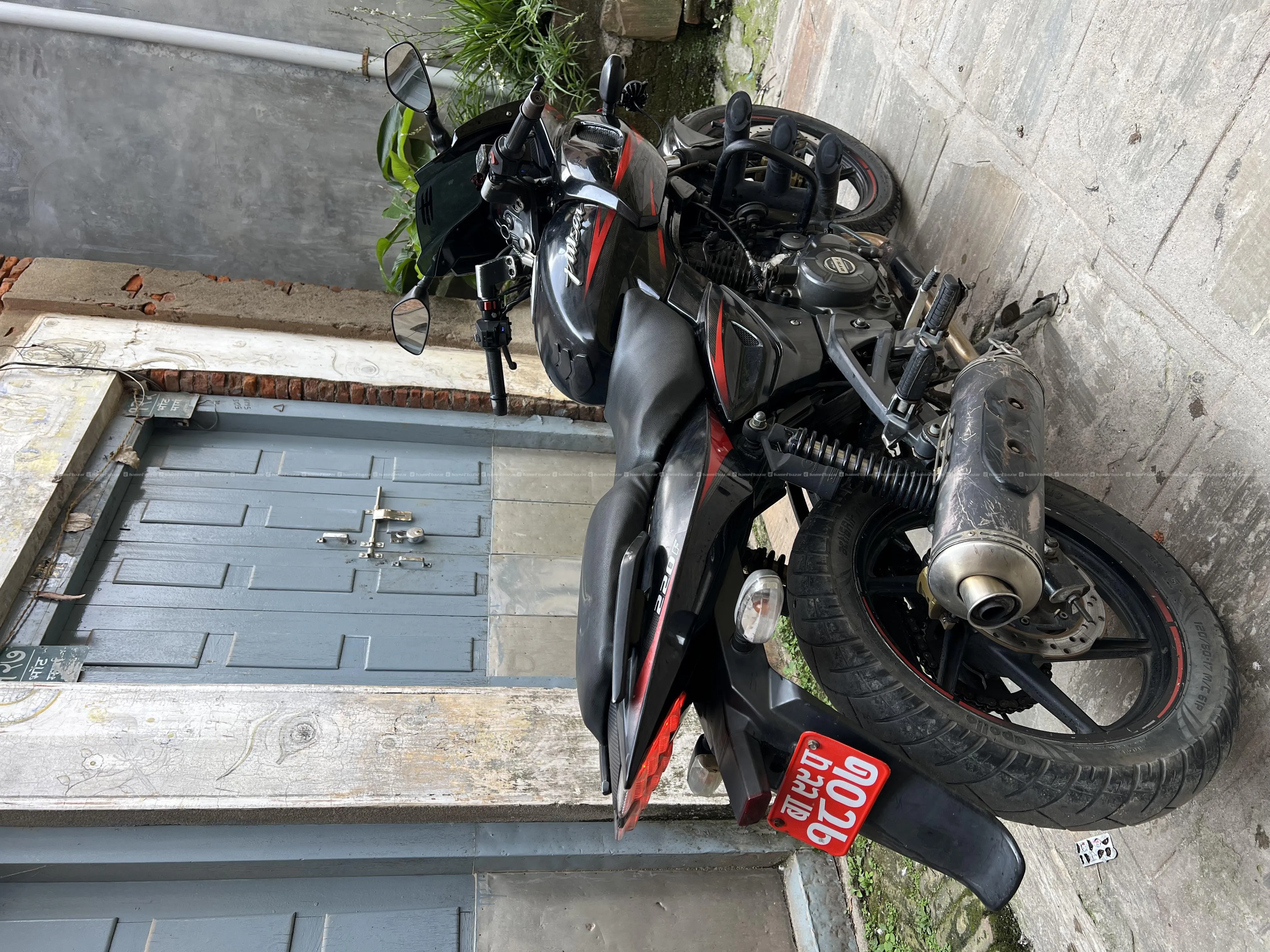 Pulsar 220f 2018 model 6