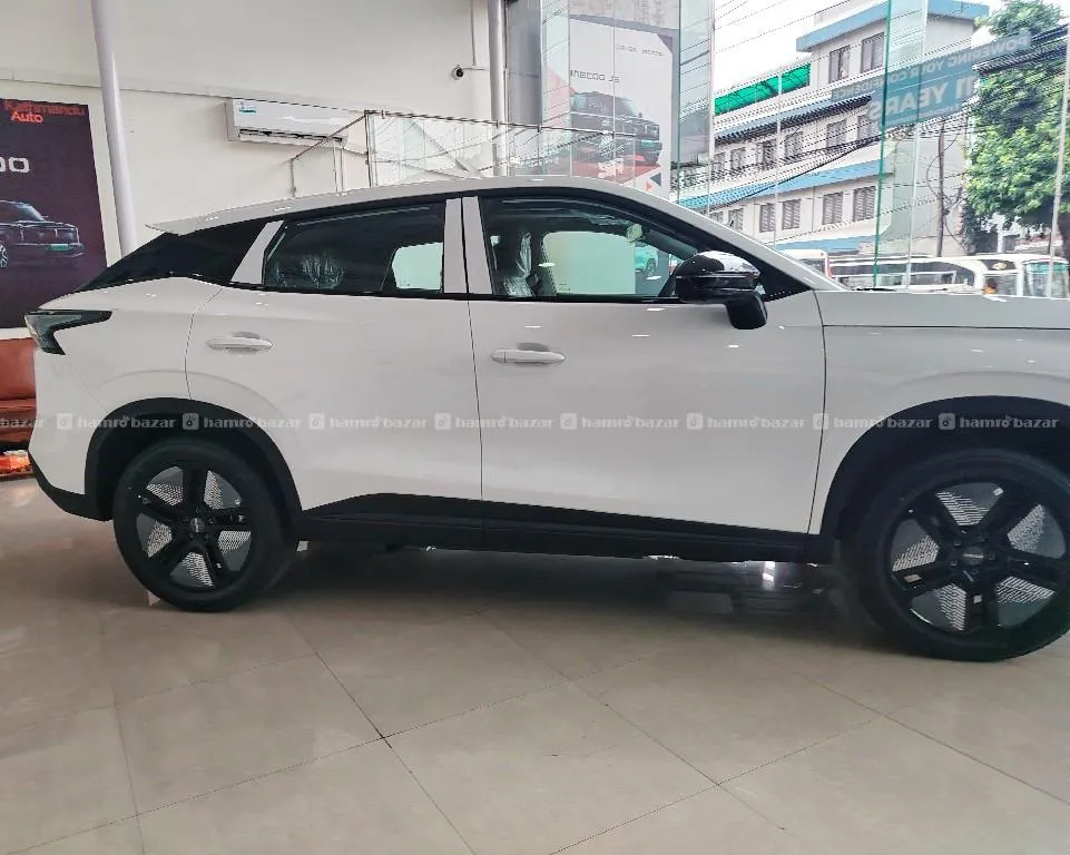 All-New OMODA E5 Pro 2026 is here 🚘 3