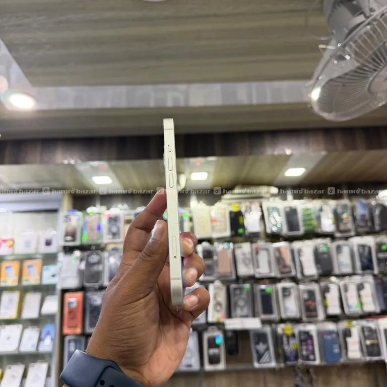 iPhone 13 - 128gb - Available now 🔥 5