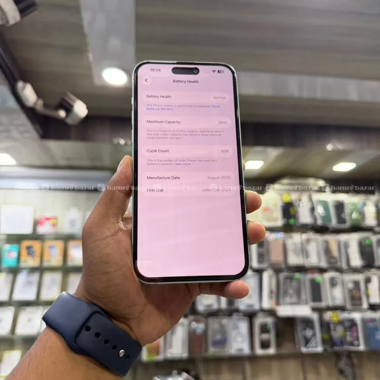iPhone 15 Plus 3