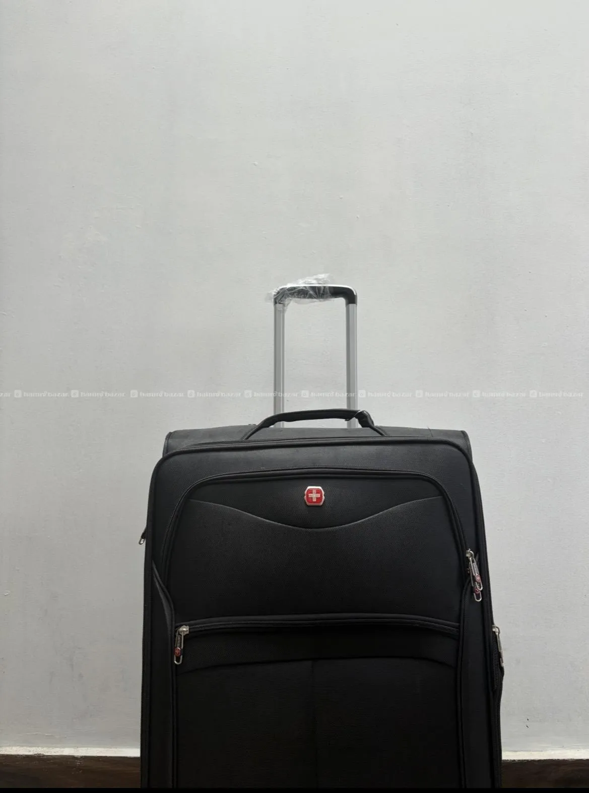 Brand New Swiss Gear Suitcase 3
