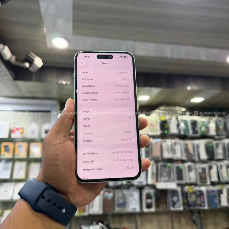 iPhone 15 Plus 2