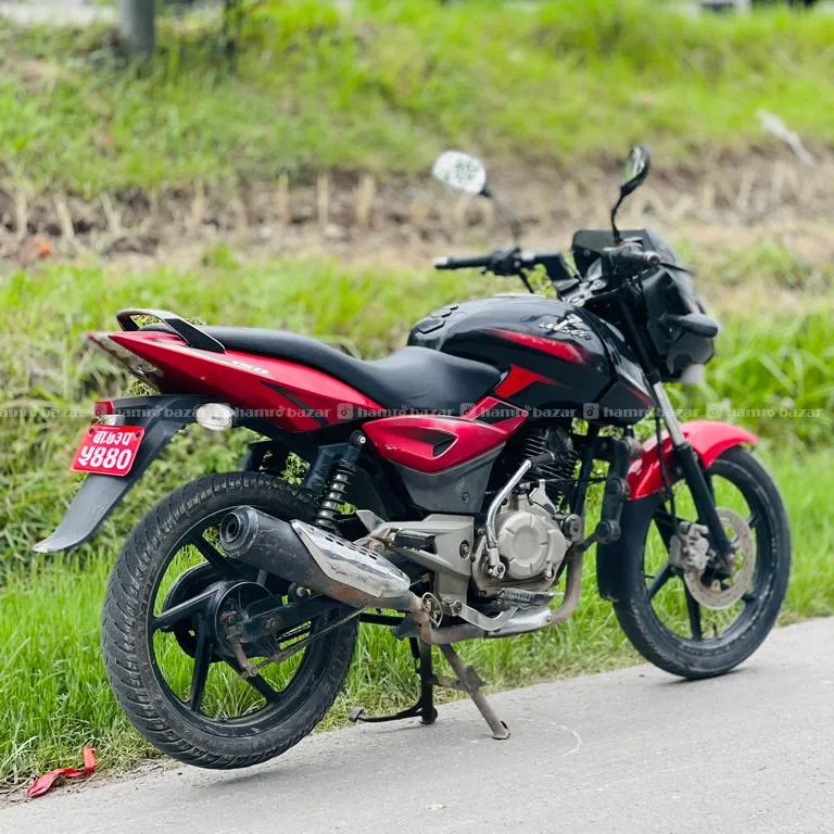 Pulsar 150cc 
73 Lot 9843645282 5