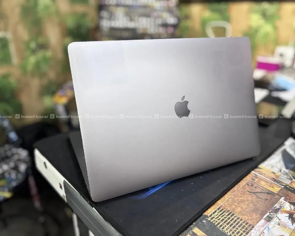 MacBook pro 2019,16gb,512gb ssd laptop. 5