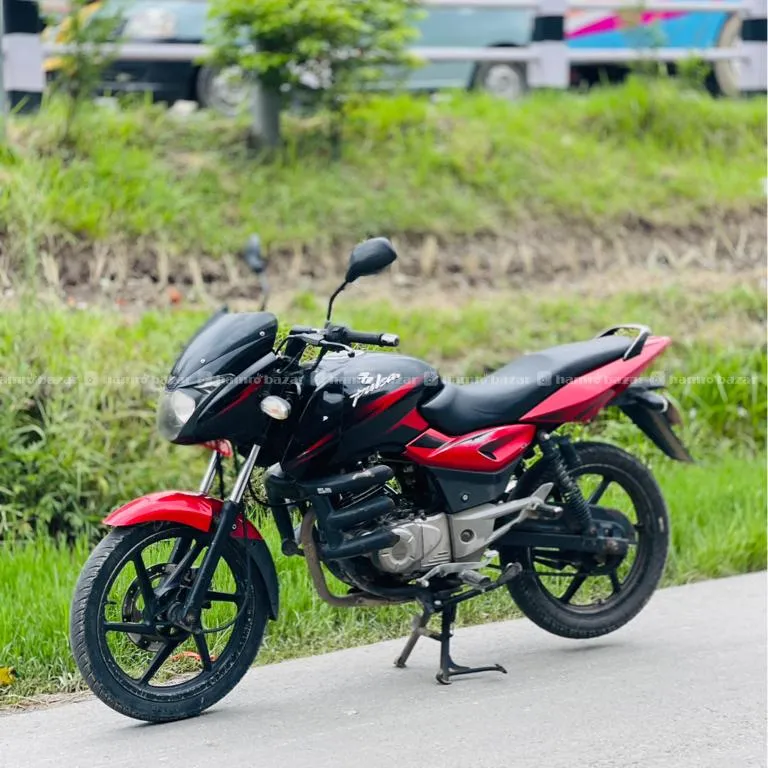 Pulsar 150cc 
73 Lot 9843645282 3