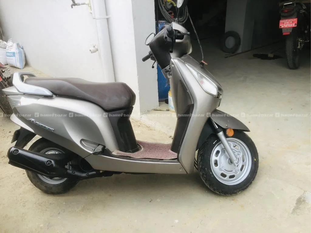 105 Lot Honda Aviator 3