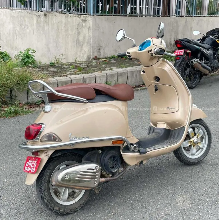 Vespa Elegante Vxl 150 Fully Brand New Lot-018 4