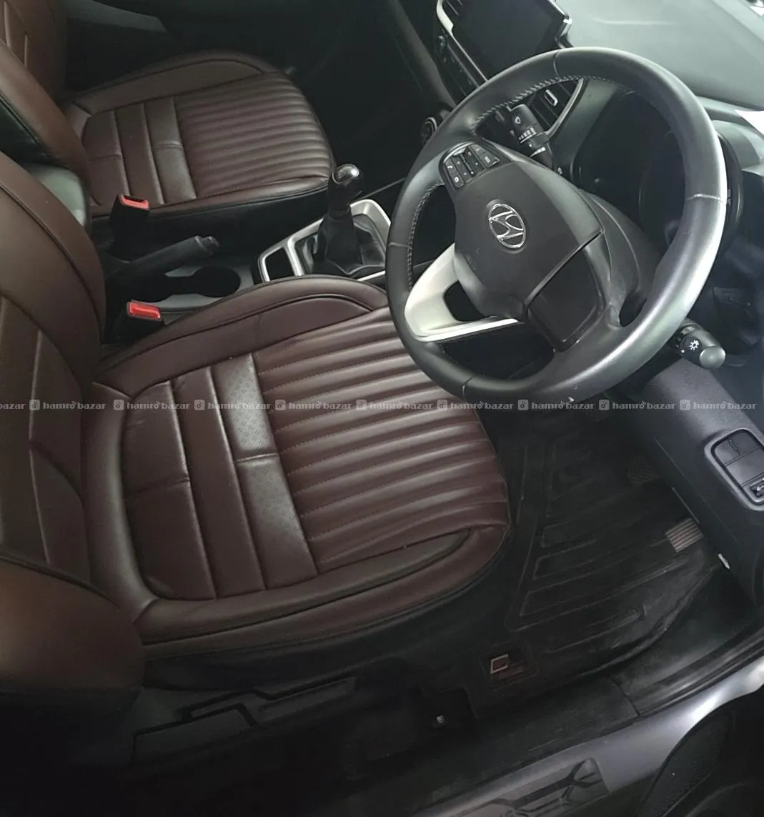 Hyundai Venue S+ 6