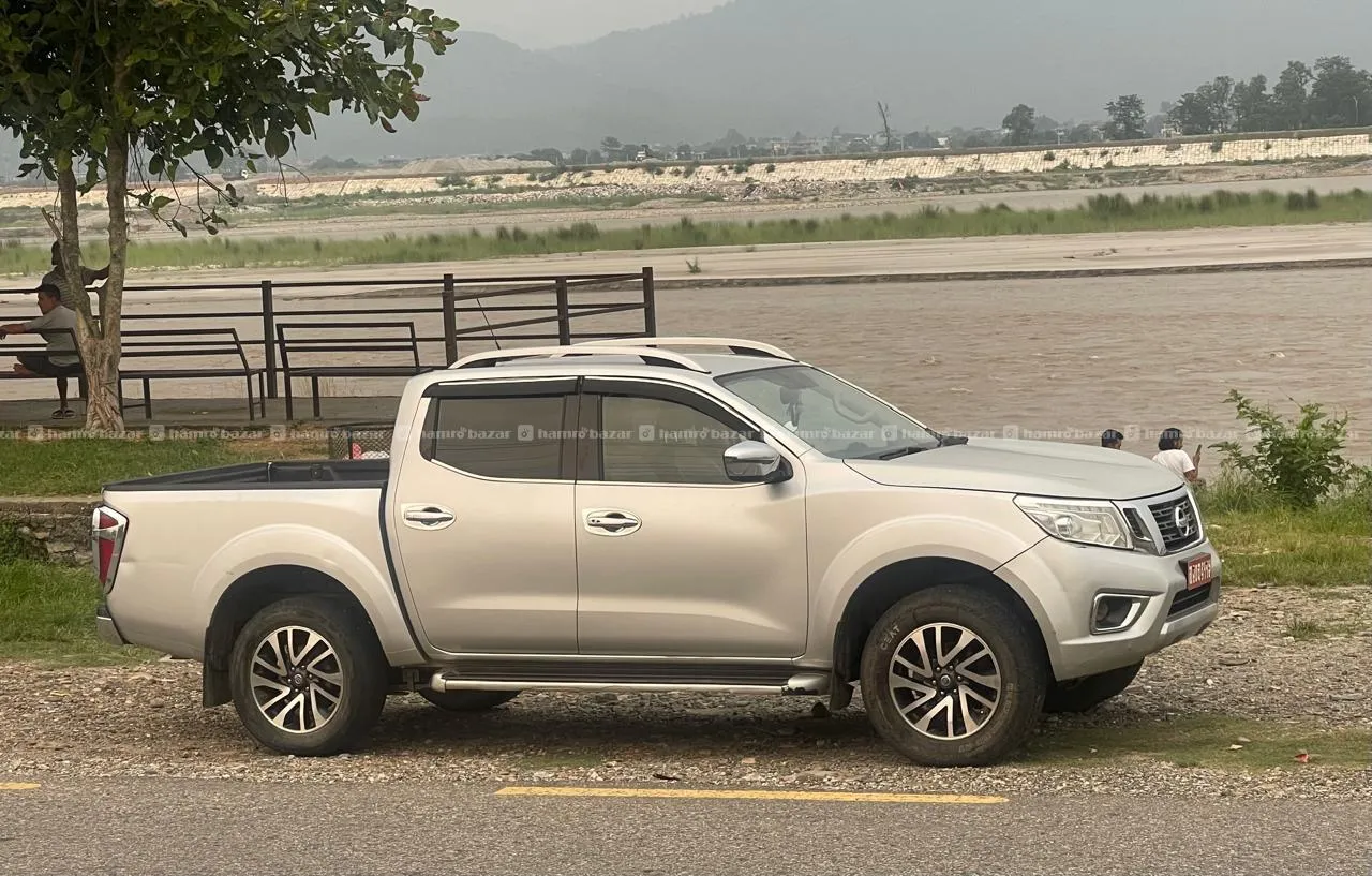 Nissan Navara 2
