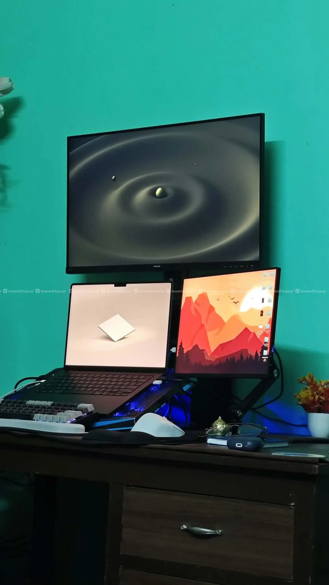 UPERFECT C2 Pro 16 Portable Monitor 144hz w/ Stand 1