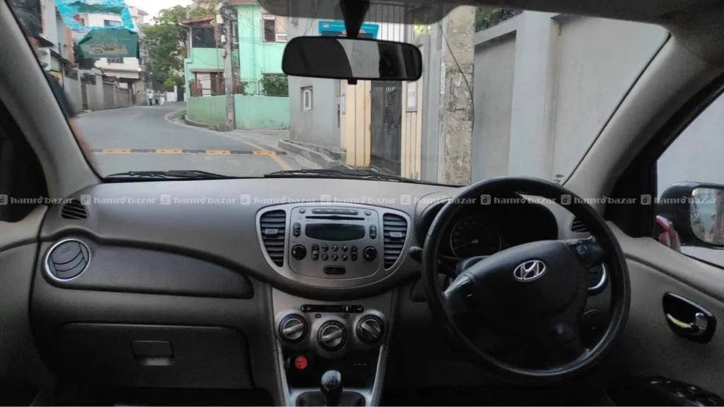 Hyundai i10 Sportz 2013 - 2 Previous Owners 5
