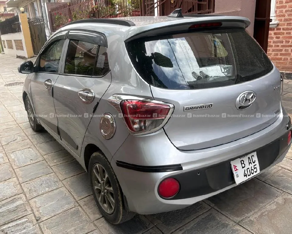 Hyundai Grand I10 Sportz 2019 For Sell 2