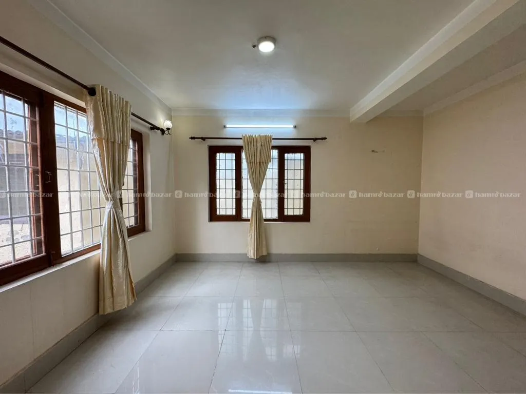 7 Room house For Rent !!
📍Dhapasi hight ,Kathmand 2