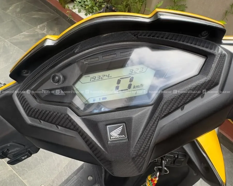 DIO SCOOTER ON SELL 3