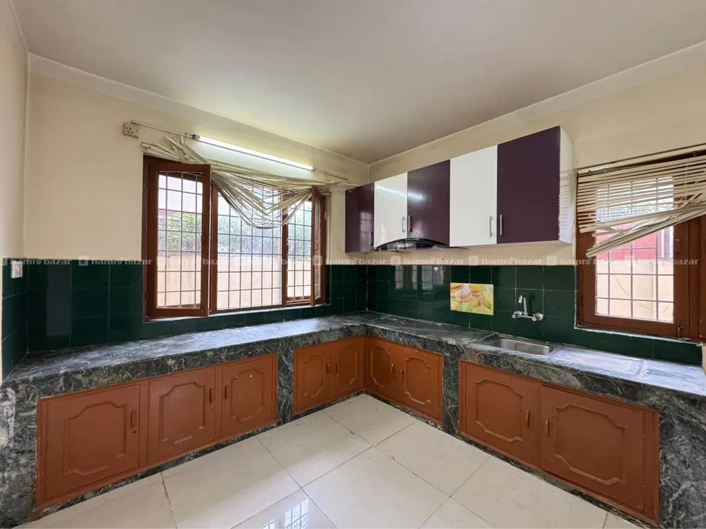 7 Room house For Rent !!
📍Dhapasi hight ,Kathmand 5