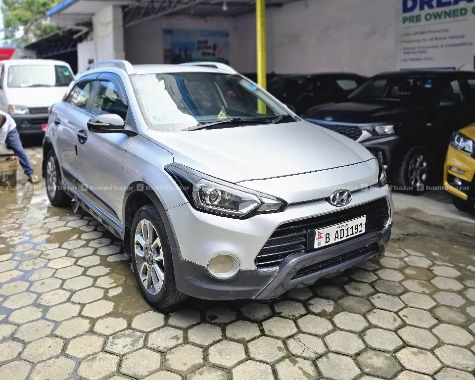 2017 model i20 Active s on sale 5