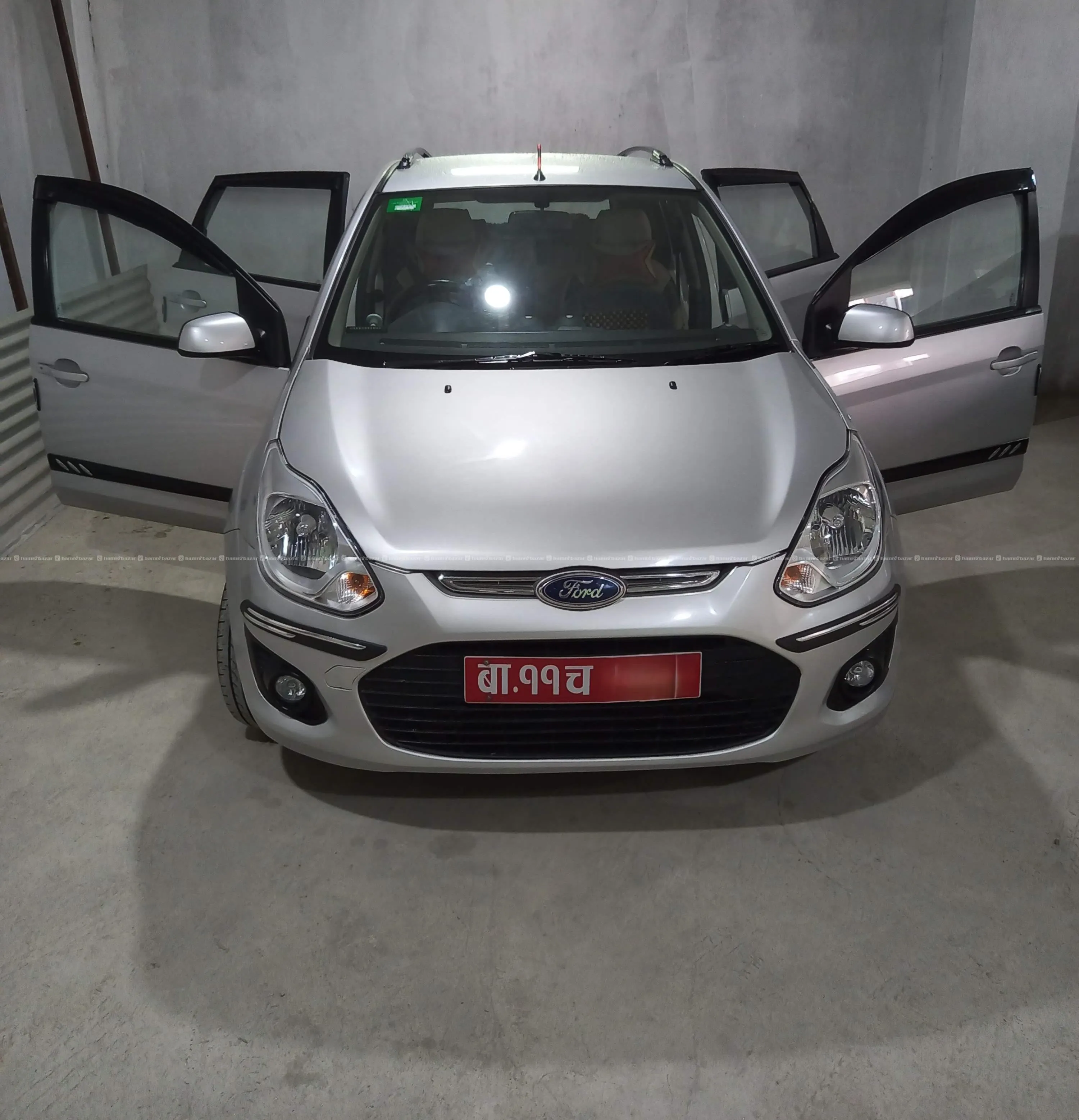 Ford Figo Titanium Lowest Price, Dial: 9851043637 3