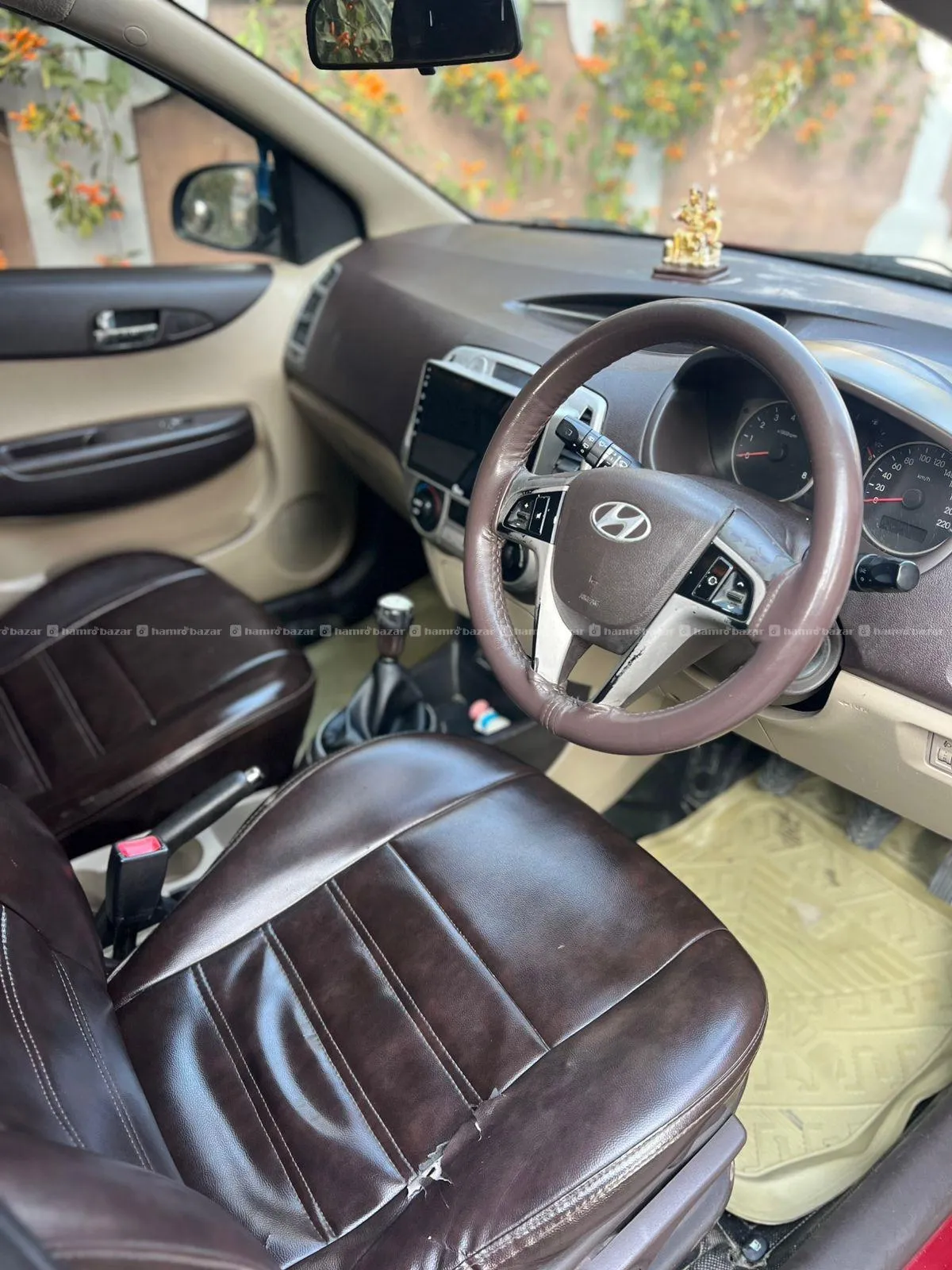 HYUNDAI I20ASTA FULL OPTION CAR 6