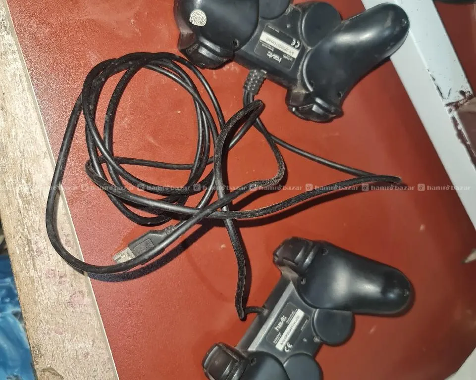 Havit branded wired controllers exchange sale 2
