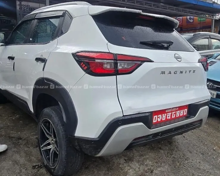 Nissan Magnite Xv 6