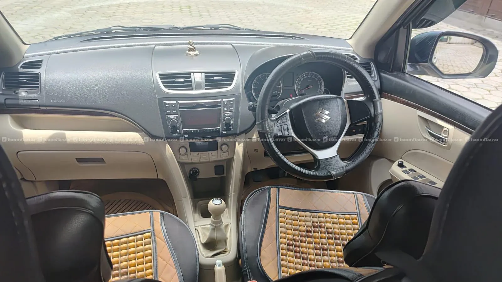 Swift Dzire ZXI (2015) 4