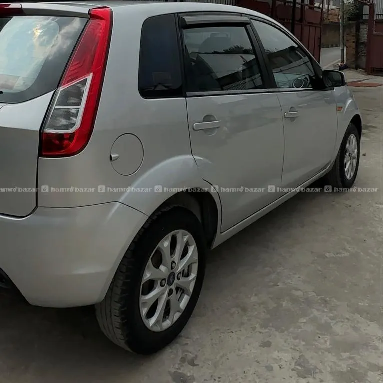 Ford Titanium 2012 Hatchback Car 2