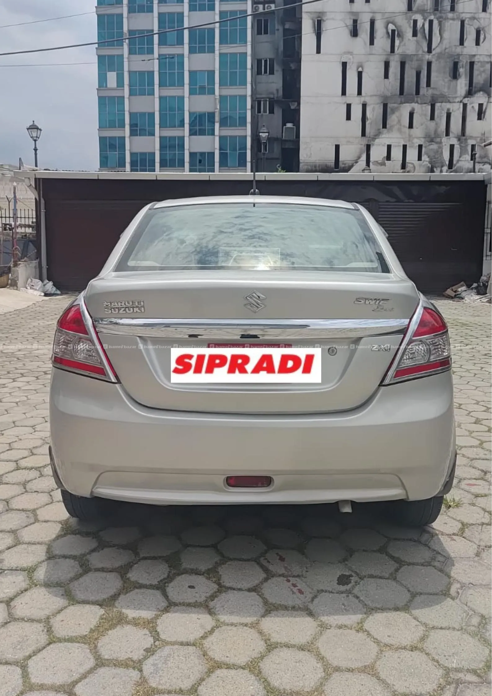 Swift Dzire ZXI (2015) 3