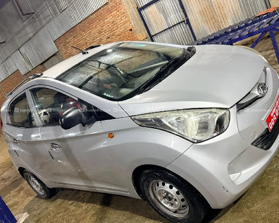 Hyundai Eon Era 2014 model urgent sell 3